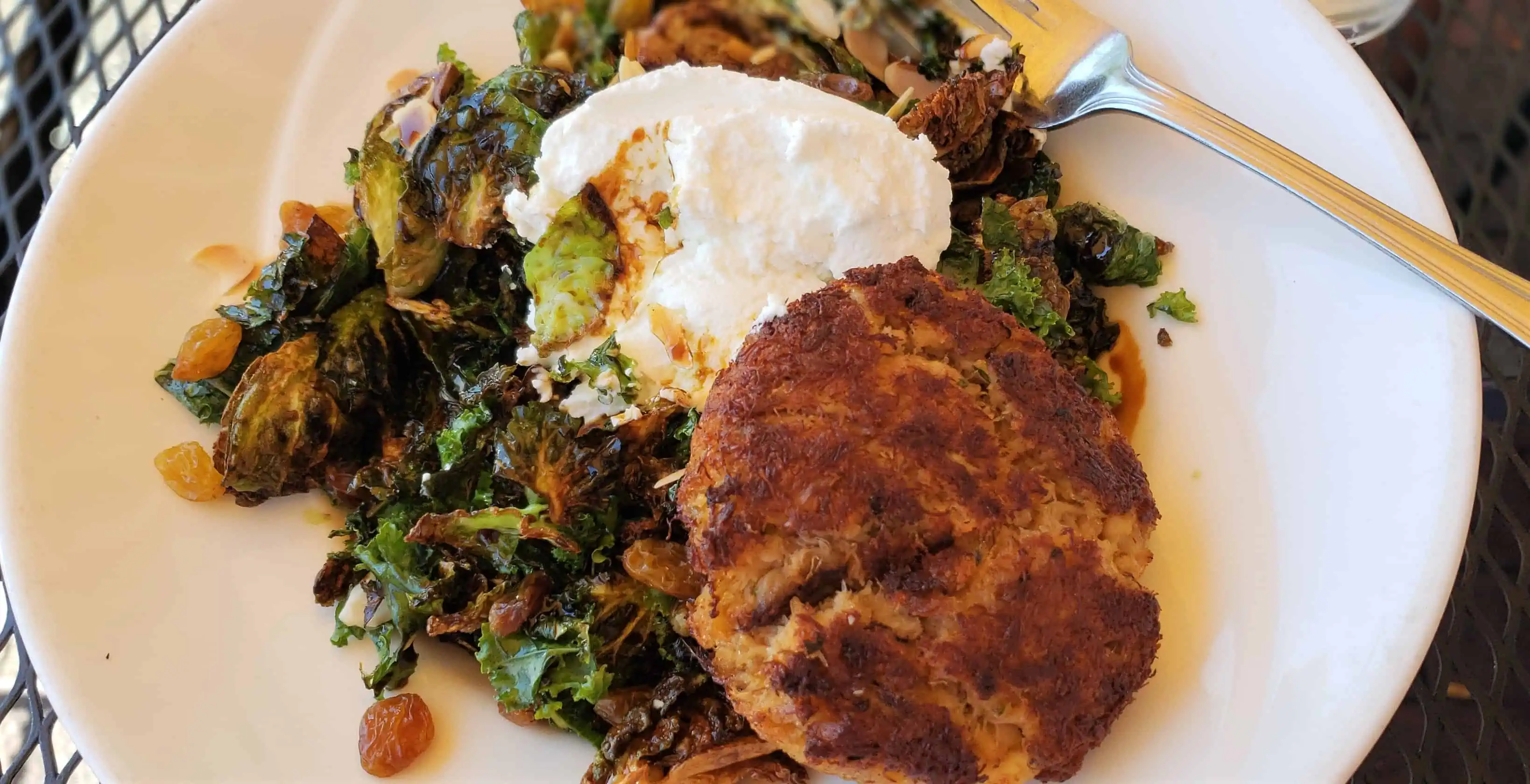 Crab cakes - Things to do in Rehoboth Beach