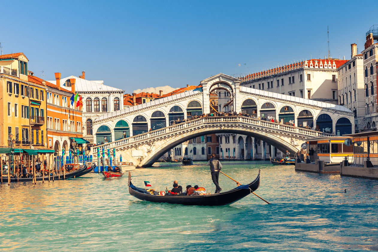 Lace Tradition in Venice - Delicious Italy