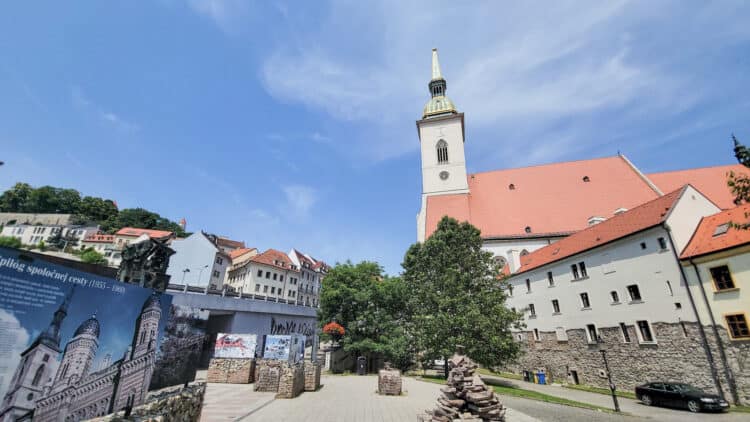 Daytrip - Bratislava stopover