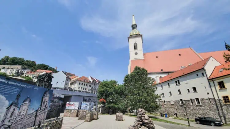 Daytrip - Bratislava stopover