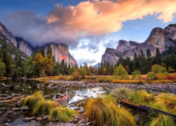 Yosemite National Park - National Parks in California
