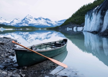 Valdez Lake - Best Time to Visit Alaska
