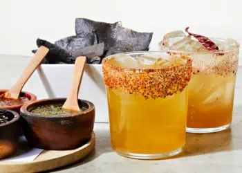Two cocktails and an appetizer at Amparo Fondita