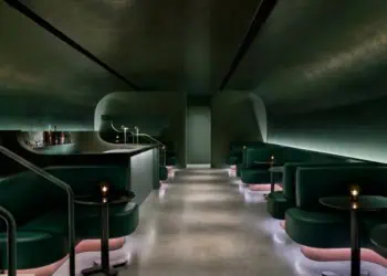 Manifest 002. Photo Credit: Kelly Marshall.